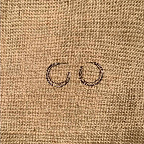 EUC Kenneth Jay Lane 1in Silver Double Hoop Earrings - Picture 6 of 8